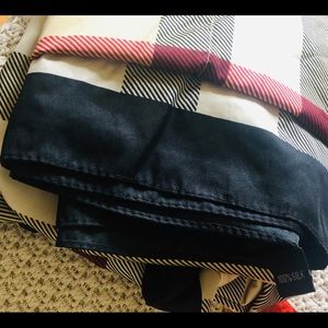 Burbury Full Body Shawl | 100% Authentic